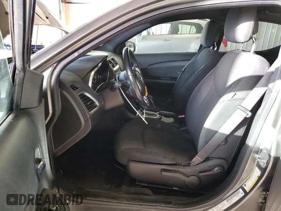 ✅ 2013 Dodge Avenger SXT • VIN: 1C3CDZCB4DN582958 • Lot: 93290285. Listed on Copart with 146,797 mi. Free auction sales archive from the USA and detailed vehicle history report at DreamBid. Image 7.