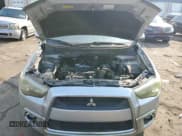 ✅ 2011 Mitsubishi Outlander SE • VIN: JA4AR4AUXBZ011891 • Лот: 65858085. Опубликован ранее на Copart с пробегом 172 579 миль. Бесплатный доступ к архиву аукционных продаж из США и подробный отчёт об истории автомобиля на DreamBid. Изображение 11.