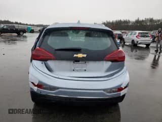 ✅ 2017 Chevrolet Bolt EV Premier • VIN: 1G1FX6S01H4187736 • Лот: 84806034. Опубликован ранее на Copart с пробегом 104 117 миль. Бесплатный доступ к архиву аукционных продаж из США и подробный отчёт об истории автомобиля на DreamBid. Изображение 6.