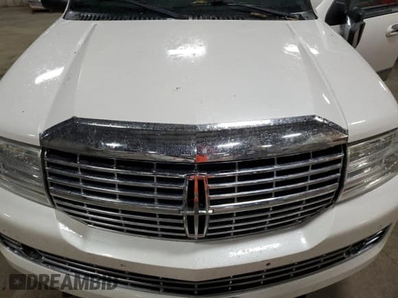 ✅ 2011 Lincoln Navigator • VIN: 5LMJJ2J53BEJ10322 • Lot: 58167925. Listed on Copart with 165,975 mi. Free auction sales archive from the USA and detailed vehicle history report at DreamBid. Image 12.