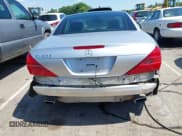 ✅ 2005 Mercedes-Benz SL 500 • VIN: WDBSK75F55F098924 • Lot: 42215237. Wystawiony na IAAI z przebiegiem 211 102 mil. Bezpłatny archiwum sprzedaży aukcyjnych z USA i szczegółowy raport historii pojazdu na DreamBid. Zdjęcie 16.