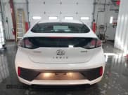✅ 2020 Hyundai Ioniq SEL • VIN: KMHC85LC9LU209366 • Lot: 41248182. Wystawiony na IAAI z przebiegiem 120 121 mil. Bezpłatny archiwum sprzedaży aukcyjnych z USA i szczegółowy raport historii pojazdu na DreamBid. Zdjęcie 16.