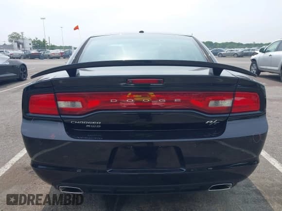 ✅ 2013 Dodge Charger RT Plus • VIN: 2C3CDXDT3DH584611 • Lot: 42434626. Listed on IAAI with 154,201 mi. Free auction sales archive from the USA and detailed vehicle history report at DreamBid. Image 16.