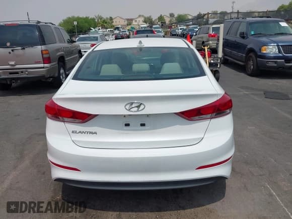 ✅ 2017 Hyundai Elantra Value Edition • VIN: 5NPD84LF7HH155080 • Lot: 42916077. Listed on IAAI with 126,570 mi. Free auction sales archive from the USA and detailed vehicle history report at DreamBid. Image 16.