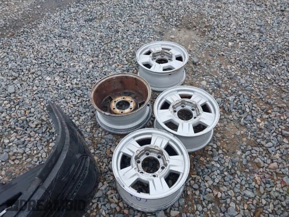 ✅ 2004 Chevrolet Colorado LS ZQ8 • VIN: 1GCCS196248117901 • Лот: 41752746. Опубликован ранее на IAAI с пробегом Не указан. Бесплатный доступ к архиву аукционных продаж из США и подробный отчёт об истории автомобиля на DreamBid. Изображение 13.