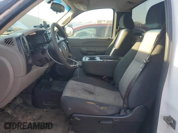 ✅ 2008 Chevrolet Silverado 1500 Work Truck • VIN: 1GCEK14C98E138824 • Lot: 82778615. Listed on Copart with 323,230 mi. Free auction sales archive from the USA and detailed vehicle history report at DreamBid. Image 7.