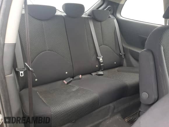 2010 Hyundai Accent GL z VIN KMHCN3BC9AU157717, wystawiony jako Copart lot #65841434 z przebiegiem 286 749 mil mil oraz Czysty tytuł • Clean title. Historia ofert i sprzedaży dostępna na DreamBid. Obrazek 10.