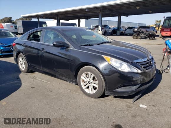 ✅ 2014 Hyundai Sonata GLS • VIN: 5NPEB4AC5EH941339 • Lot: 72471164. Listed on Copart with 111,293 mi. Free auction sales archive from the USA and detailed vehicle history report at DreamBid. Image 4.