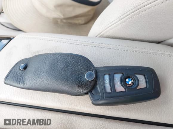 ✅ 2012 BMW 5 Series 535i xDrive • VIN: WBAFU7C56CDU61969 • Lot: 42754147. Listed on IAAI with 116,594 mi. Free auction sales archive from the USA and detailed vehicle history report at DreamBid. Image 11.