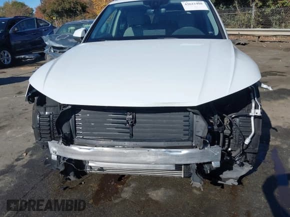 ✅ 2021 Audi Q5 Premium Plus • VIN: WA1BAAFY9M2116651 • Lot: 43622408. Wystawiony na IAAI z przebiegiem 44 587 mil. Bezpłatny archiwum sprzedaży aukcyjnych z USA i szczegółowy raport historii pojazdu na DreamBid. Zdjęcie 6.