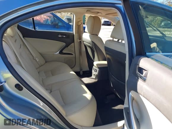 ✅ 2009 Lexus IS 250 • VIN: JTHCK262895034343 • Лот: 43610568. Опубликован ранее на IAAI с пробегом 164 670 миль. Бесплатный доступ к архиву аукционных продаж из США и подробный отчёт об истории автомобиля на DreamBid. Изображение 8.