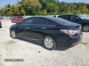 ✅ 2015 Hyundai Sonata • VIN: KMHEC4A46FA137139 • Лот: 82529615. Опубликован ранее на Copart с пробегом 125 304 миль. Бесплатный доступ к архиву аукционных продаж из США и подробный отчёт об истории автомобиля на DreamBid. Изображение 2.