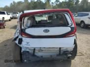 ✅ 2020 Kia Soul LX • VIN: KNDJ23AU9L7704596 • Лот: 89917505. Опубликован ранее на Copart с пробегом 159 506 миль. Бесплатный доступ к архиву аукционных продаж из США и подробный отчёт об истории автомобиля на DreamBid. Изображение 6.