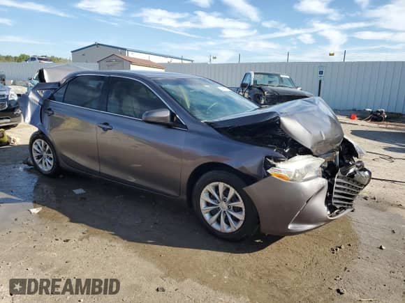 2015 Toyota Camry LE with VIN 4T4BF1FK4FR468970, listed as a Copart auction lot 84889785 with 105,624 mi miles and Non repairable. Bid and sale history available at DreamBid. Image 4.