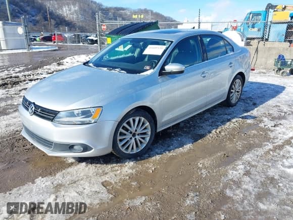 ✅ 2014 Volkswagen Jetta TDI w/Premium/Nav • VIN: 3VWLL7AJXEM382611 • Lot: 41609335. Listed on IAAI with 120,000 mi. Free auction sales archive from the USA and detailed vehicle history report at DreamBid. Image 2.