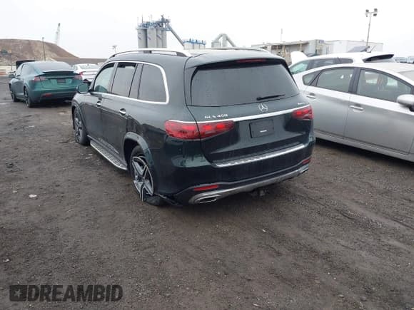✅ 2024 Mercedes-Benz GLS 450 • VIN: 4JGFF5KE6RB181374 • Lot: 41433880. Listed on IAAI with 9,389 mi. Free auction sales archive from the USA and detailed vehicle history report at DreamBid. Image 3.