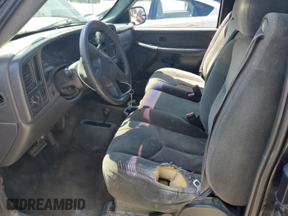 ✅ 2003 Chevrolet Silverado 1500 • VIN: 2GCEK19V831378404 • Лот: 68306235. Опубликован ранее на Copart с пробегом 272 627 миль. Бесплатный доступ к архиву аукционных продаж из США и подробный отчёт об истории автомобиля на DreamBid. Изображение 8.