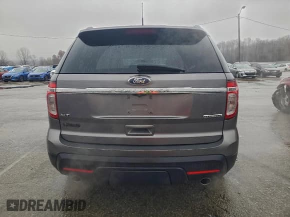 ✅ 2014 Ford Explorer XLT • VIN: 1FM5K7D85EGA98493 • Lot: 93813175. Wystawiony na Copart z przebiegiem 187 051 mil. Bezpłatny archiwum sprzedaży aukcyjnych z USA i szczegółowy raport historii pojazdu na DreamBid. Zdjęcie 6.
