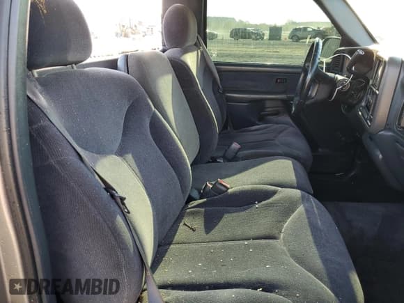 ✅ 1999 Chevrolet Silverado 1500 • VIN: 1GCEC14WXXZ173175 • Лот: 75868044. Опубликован ранее на Copart с пробегом 179 889 миль. Бесплатный доступ к архиву аукционных продаж из США и подробный отчёт об истории автомобиля на DreamBid. Изображение 10.