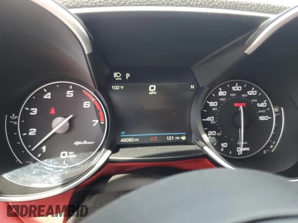 ✅ 2021 Alfa Romeo Giulia • VIN: ZARFAMAN4M7643835 • Lot: 69296745. Listed on Copart with 46,090 mi. Free auction sales archive from the USA and detailed vehicle history report at DreamBid. Image 9.