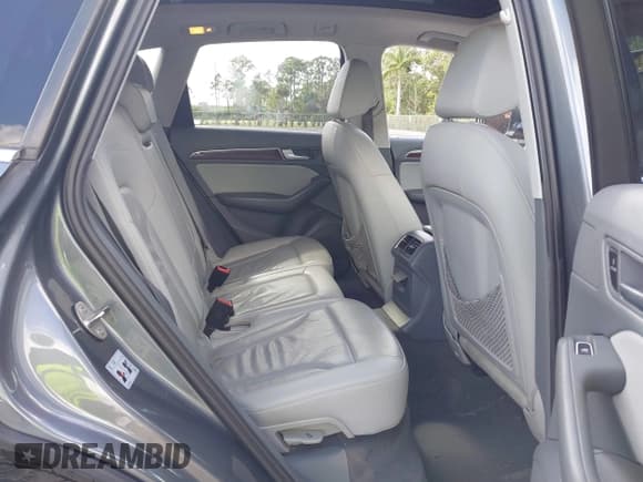 ✅ 2015 Audi Q5 Premium Plus • VIN: WA1CMAFP4FA058198 • Лот: 41963390. Опубликован ранее на IAAI с пробегом 140 597 миль. Бесплатный доступ к архиву аукционных продаж из США и подробный отчёт об истории автомобиля на DreamBid. Изображение 8.