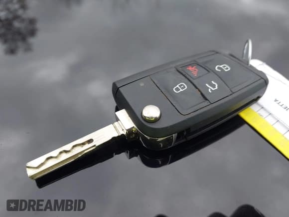 ✅ 2021 Volkswagen Jetta S • VIN: 3VWN57BU6MM040874 • Лот: 43698598. Опубликован ранее на IAAI с пробегом 105 775 миль. Бесплатный доступ к архиву аукционных продаж из США и подробный отчёт об истории автомобиля на DreamBid. Изображение 11.