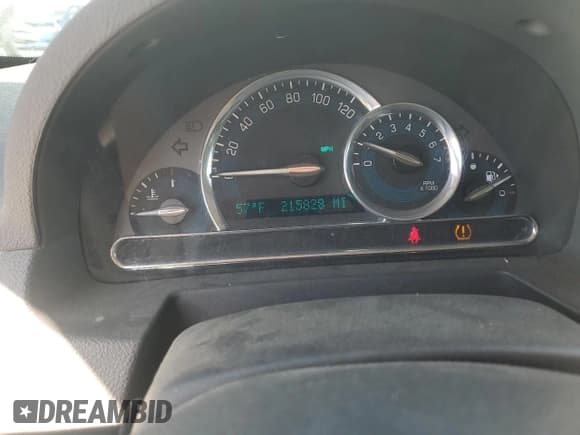 ✅ 2008 Chevrolet HHR LS • VIN: 3GNDA13D98S642764 • Lot: 52967545. Listed on Copart with 215,828 mi. Free auction sales archive from the USA and detailed vehicle history report at DreamBid. Image 9.