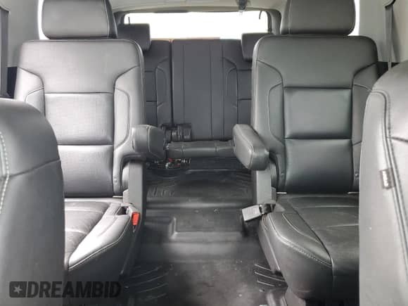 2019 Chevrolet Tahoe Premier z VIN 1GNSKCKJ3KR220037, wystawiony jako Copart lot #54484665 z przebiegiem 94 112 mil mil oraz Szkoda całkowita • Salvage title. Historia ofert i sprzedaży dostępna na DreamBid. Obrazek 10.