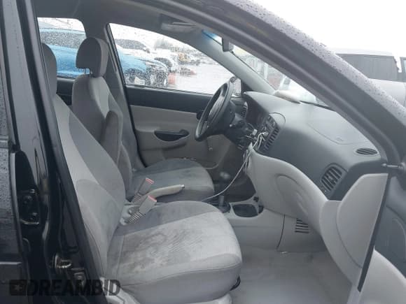 ✅ 2007 Hyundai Accent GLS • VIN: KMHCN46C57U086038 • Лот: 41241490. Опубликован ранее на IAAI с пробегом 160 438 миль. Бесплатный доступ к архиву аукционных продаж из США и подробный отчёт об истории автомобиля на DreamBid. Изображение 5.