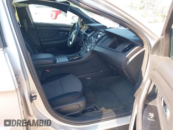 ✅ 2013 Ford Police Interceptor • VIN: 1FAHP2L85DG206798 • Лот: 42978739. Опубликован ранее на IAAI с пробегом 102 714 миль. Бесплатный доступ к архиву аукционных продаж из США и подробный отчёт об истории автомобиля на DreamBid. Изображение 5.