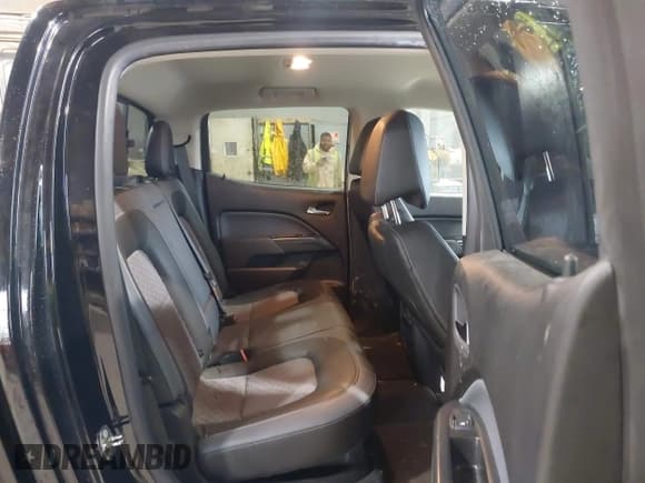 ✅ 2018 Chevrolet Colorado 4WD Z71 • VIN: 1GCGTDEN8J1170569 • Лот: 43600510. Опубликован ранее на IAAI с пробегом 157 198 миль. Бесплатный доступ к архиву аукционных продаж из США и подробный отчёт об истории автомобиля на DreamBid. Изображение 8.