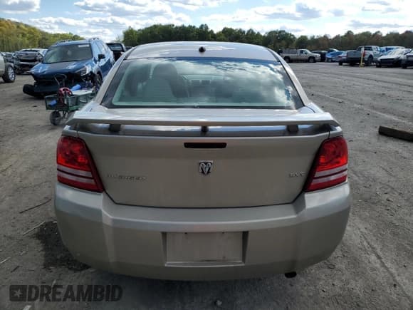 ✅ 2008 Dodge Avenger SXT • VIN: 1B3LC56R28N221199 • Lot: 74793224. Wystawiony na Copart z przebiegiem 25 461 mil. Bezpłatny archiwum sprzedaży aukcyjnych z USA i szczegółowy raport historii pojazdu na DreamBid. Zdjęcie 6.