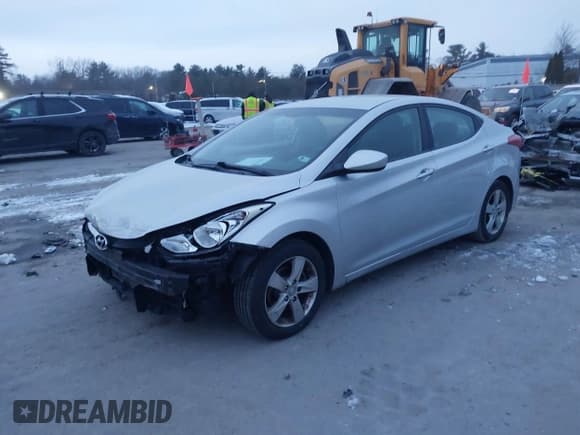 ✅ 2011 Hyundai Elantra GLS • VIN: KMHDH4AE9BU112184 • Lot: 43835556. Listed on IAAI with 196,541 mi. Free auction sales archive from the USA and detailed vehicle history report at DreamBid. Image 2.