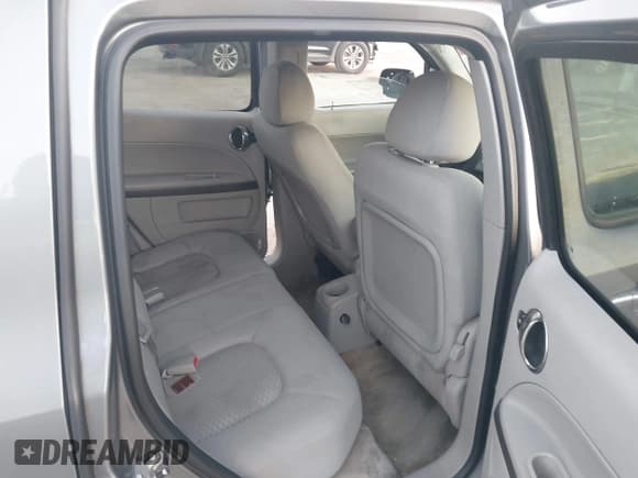 ✅ 2006 Chevrolet HHR LT • VIN: 3GNDA23P66S579944 • Lot: 41590522. Listed on IAAI with Not provided. Free auction sales archive from the USA and detailed vehicle history report at DreamBid. Image 8.