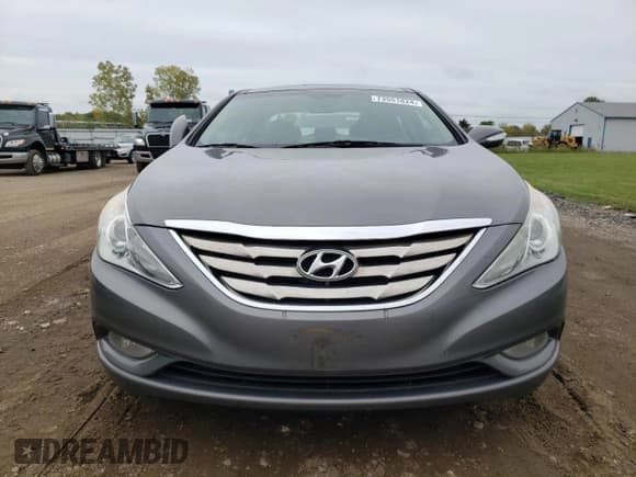 ✅ 2012 Hyundai Sonata SE • VIN: 5NPEC4AC0CH376430 • Lot: 73551824. Wystawiony na Copart z przebiegiem 124 151 mil. Bezpłatny archiwum sprzedaży aukcyjnych z USA i szczegółowy raport historii pojazdu na DreamBid. Zdjęcie 5.