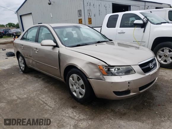✅ 2008 Hyundai Sonata GLS • VIN: 5NPET46CX8H361756 • Лот: 56065584. Опубликован ранее на Copart с пробегом 126 234 миль. Бесплатный доступ к архиву аукционных продаж из США и подробный отчёт об истории автомобиля на DreamBid. Изображение 4.