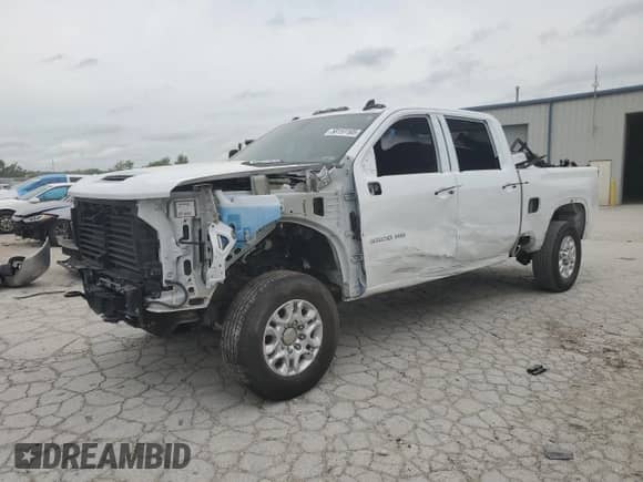 2021 Chevrolet Silverado 3500HD LT z VIN 1GC4YTEYXMF208982, wystawiony jako Copart lot #58151165 z przebiegiem 114 274 mil mil oraz Szkoda całkowita • Salvage title. Historia ofert i sprzedaży dostępna na DreamBid. Obrazek 1.