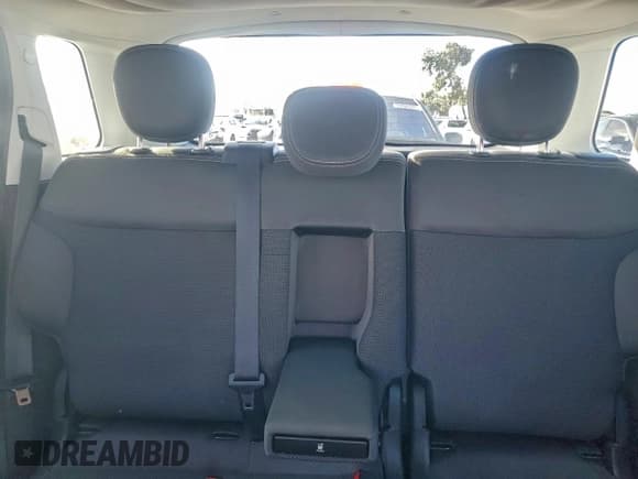 ✅ 2014 FIAT 500L Trekking • VIN: ZFBCFADH7EZ018647 • Lot: 94931095. Listed on Copart with 76,270 mi. Free auction sales archive from the USA and detailed vehicle history report at DreamBid. Image 10.