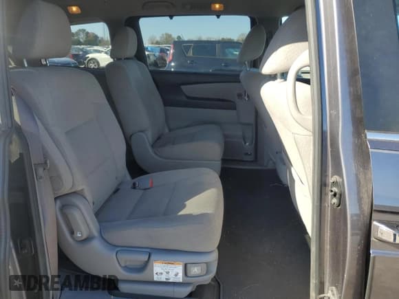 ✅ 2014 Honda Odyssey EX • VIN: 5FNRL5H43EB007911 • Lot: 92444205. Wystawiony na Copart z przebiegiem 78 035 mil. Bezpłatny archiwum sprzedaży aukcyjnych z USA i szczegółowy raport historii pojazdu na DreamBid. Zdjęcie 11.