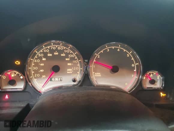 2006 Saturn VUE z VIN 5GZCZ33D66S801871, wystawiony jako Copart lot #84717244 z przebiegiem 163 637 mil mil oraz Czysty tytuł • Clean title. Historia ofert i sprzedaży dostępna na DreamBid. Obrazek 9.