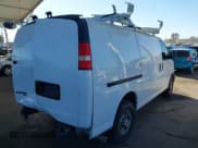 ✅ 2012 Chevrolet Express Cargo • VIN: 1GCWGFCA9C1163757 • Lot: 43486759. Wystawiony na IAAI z przebiegiem 223 888 mil. Bezpłatny archiwum sprzedaży aukcyjnych z USA i szczegółowy raport historii pojazdu na DreamBid. Zdjęcie 4.