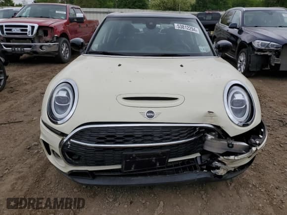 ✅ 2020 MINI Clubman Cooper S • VIN: WMWLV7C08L2L35662 • Lot: 53812294. Listed on Copart with 26,162 mi. Free auction sales archive from the USA and detailed vehicle history report at DreamBid. Image 5.