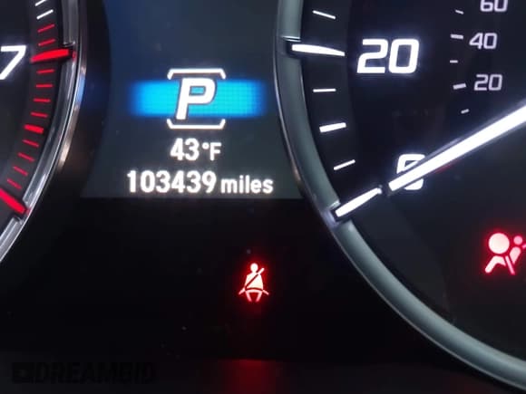 ✅ 2019 Acura MDX Technology • VIN: 5J8YD4H76KL015699 • Lot: 43734631. Listed on IAAI with 103,439 mi. Free auction sales archive from the USA and detailed vehicle history report at DreamBid. Image 15.