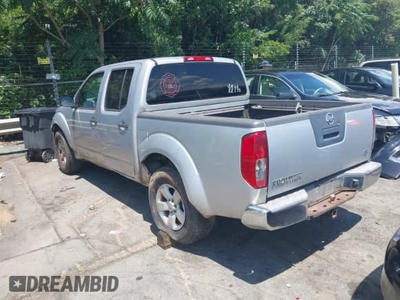 ✅ 2009 Nissan Frontier SE • VIN: 1N6AD07U59C407404 • Lot: 42772182. Wystawiony na IAAI z przebiegiem 183 640 mil. Bezpłatny archiwum sprzedaży aukcyjnych z USA i szczegółowy raport historii pojazdu na DreamBid. Zdjęcie 3.