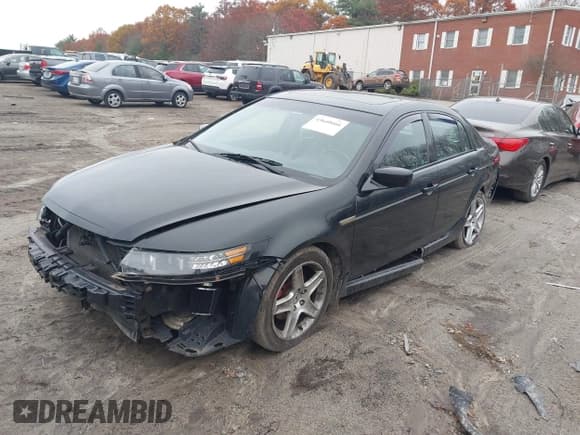 ✅ 2004 Acura TL • VIN: 19UUA66224A003171 • Lot: 43640666. Listed on IAAI with 186,453 mi. Free auction sales archive from the USA and detailed vehicle history report at DreamBid. Image 2.