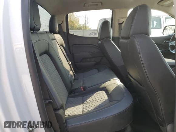 ✅ 2015 Chevrolet Colorado 4WD Z71 • VIN: 1GCGTCE38F1203277 • Лот: 75563414. Опубликован ранее на Copart с пробегом 137 008 миль. Бесплатный доступ к архиву аукционных продаж из США и подробный отчёт об истории автомобиля на DreamBid. Изображение 10.