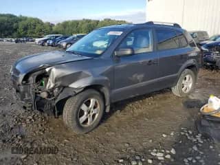 2007 Hyundai Tucson GLS with VIN KM8JM12B17U632579, listed as a Copart auction lot 81300845 with 240,704 mi miles and Salvage title. Bid and sale history available at DreamBid. Image 1.