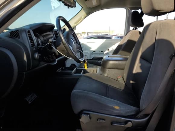 ✅ 2009 Chevrolet Silverado 1500 LT • VIN: 1GCEC29J89Z290078 • Lot: 73553264. Listed on Copart with 167,934 mi. Free auction sales archive from the USA and detailed vehicle history report at DreamBid. Image 7.