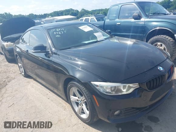✅ 2014 BMW 4 Series 428i xDrive • VIN: WBA3N5C52EF716998 • Lot: 42548467. Listed on IAAI with 212,418 mi. Free auction sales archive from the USA and detailed vehicle history report at DreamBid. Image 1.