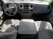 2007 Dodge 1500 SLT z VIN 1D7HU18P77S264612, wystawiony jako Copart lot #69960934 z przebiegiem 202 037 mil mil oraz Szkoda całkowita • Salvage title. Historia ofert i sprzedaży dostępna na DreamBid. Obrazek 8.